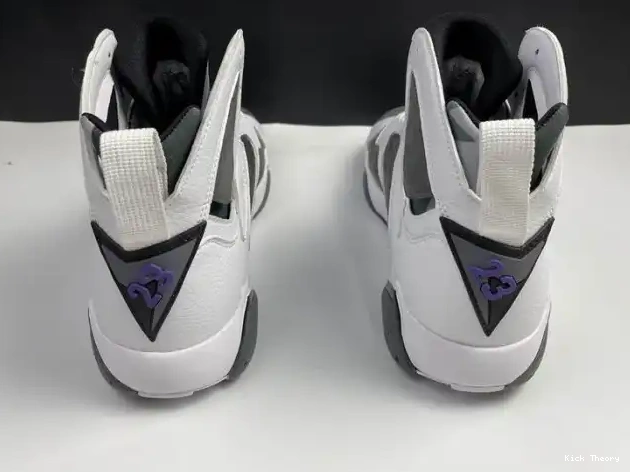 Kicked Out Shoe Store Retro Flint 7 (2021) Jordan CU9307-100 0610